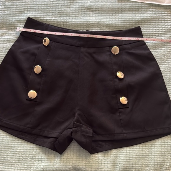 Dress shorts - Picture 3 of 5